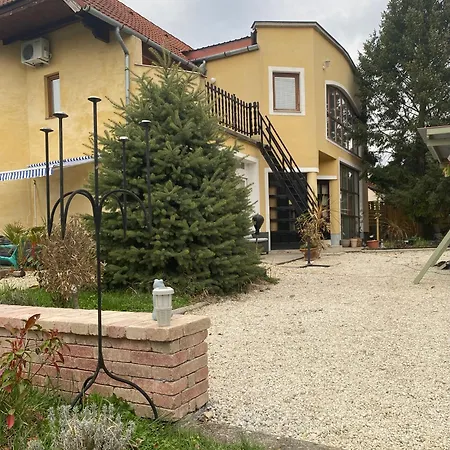 Villa Lavanda Vendeghaz & Spa
